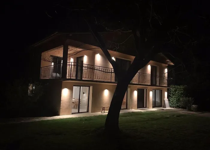 Le Balcon Nyaraló *